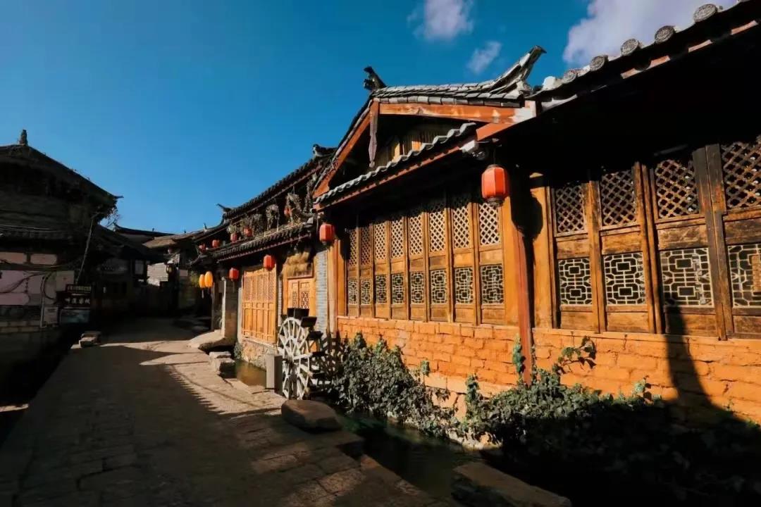 來束河古鎮，住一住，喝喝茶，收收心