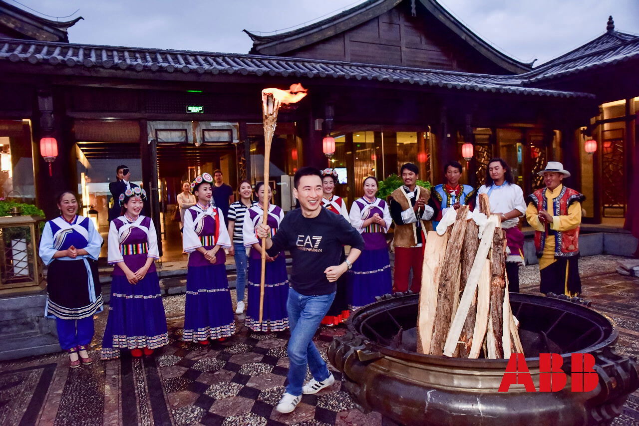 麗江束河古鎮定向尋寶團建拓展