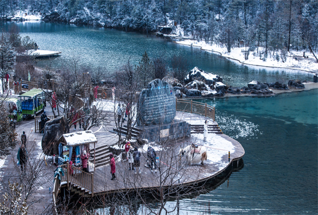 麗江旅游；新的一年，定要去見玉龍雪山一面！